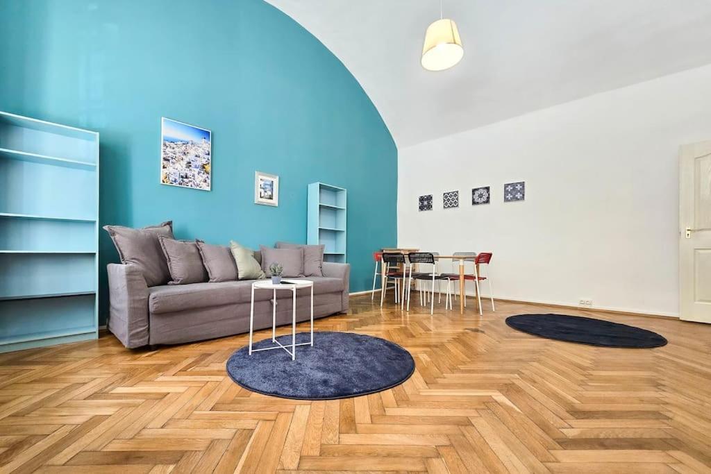 Seventh Sense Apartment บูดาเปสต์ ภายนอก รูปภาพ